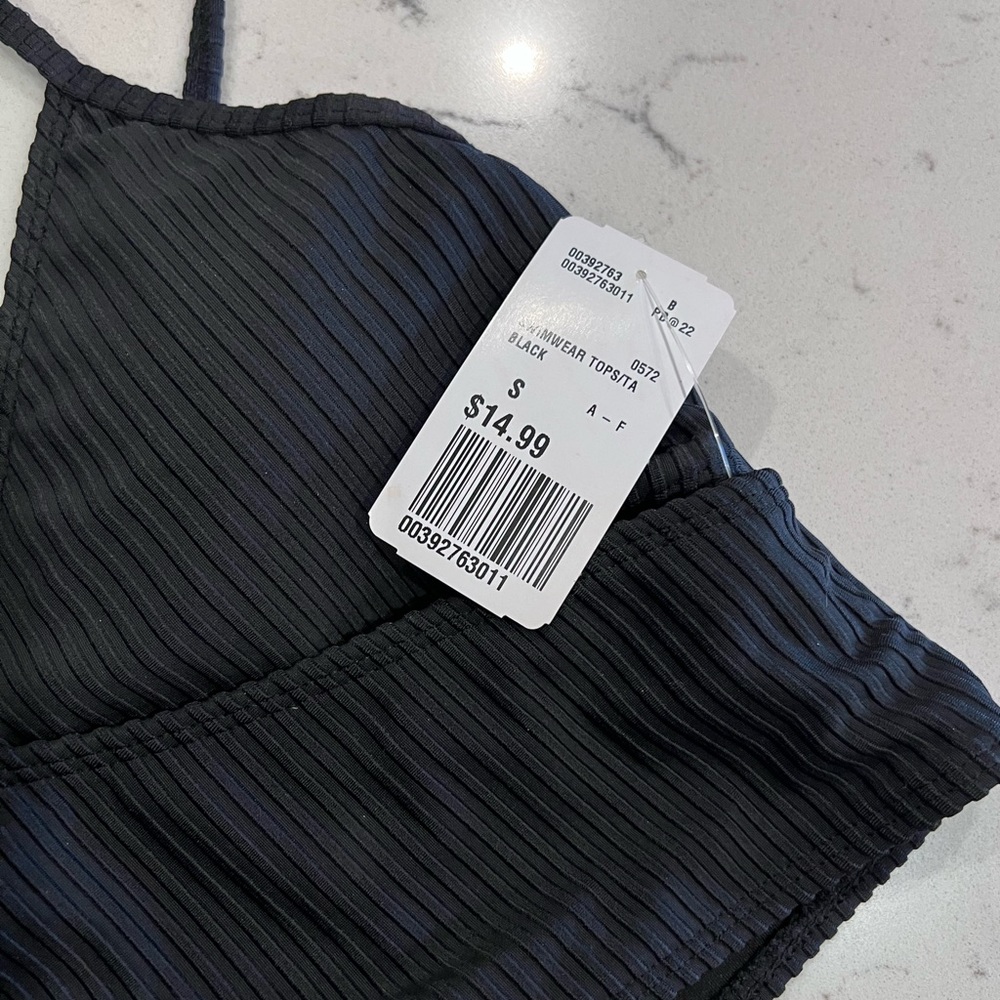 NWT - Black crisscross bathing suit top
